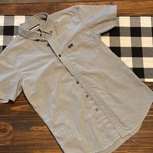 RVCA slim fit small Gray Short Sleeve Shirt